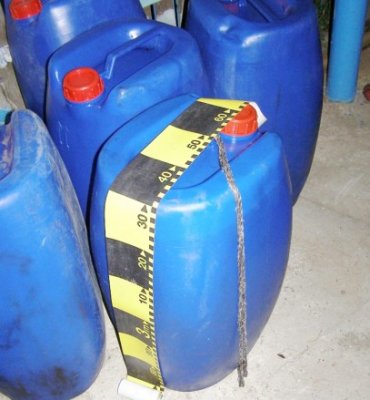 Combustibil, confiscat de pe o ambarcaţiune